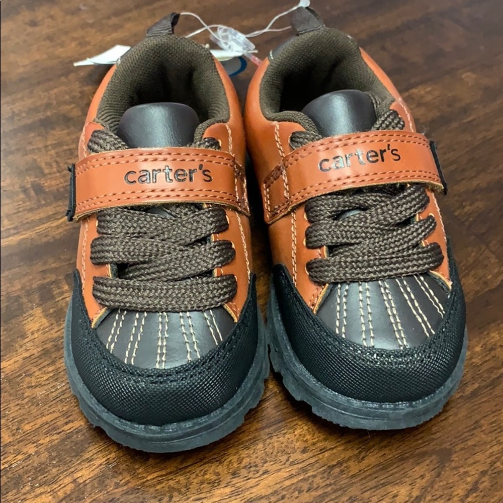 NWTs Boys Brown Carter shoes